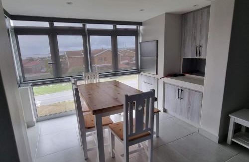 Hartenbos Apartment | Perlemoen 301