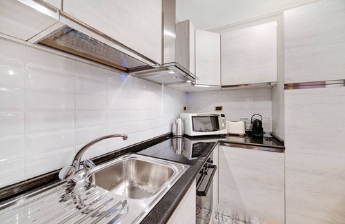 Salario Apartment | Peroni Apartment