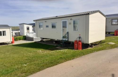 Perranporth Ski Chalet | PerranporthCaravan 2bedroom Tv GasFire