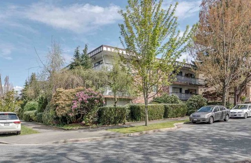 Grandview-Woodland Condo | Pet- and Couple-friendly condo in Vancouver's best neighbourhood