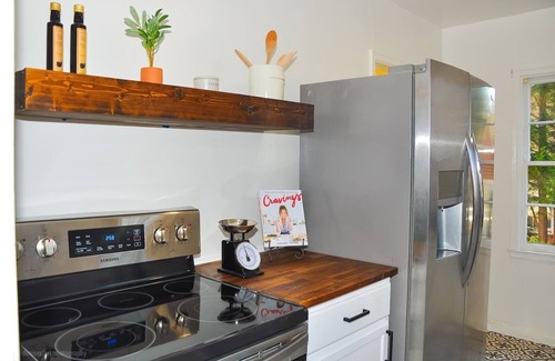 North Decatur House | Pet/Family Friendly Renovated Bungalow By Emory