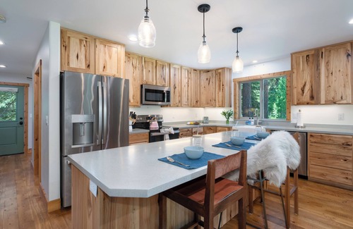 Whitefish House | Pet Friendly + 12 Mins Drive to Downtown, Nearby Dining and Shopping!
