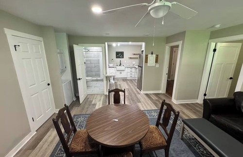 North Northwest Pensacola Apartment | Pet-Friendly 2BR | Free Parking and Wi-Fi