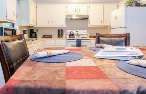 Heber Springs House | Pet-Friendly 3-bedroom neighborhood home close to shopping, lake and river