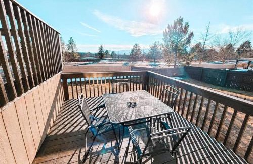 Briargate Villa | Pet Friendly/3 King Beds/Sleeps 14/Game room Near