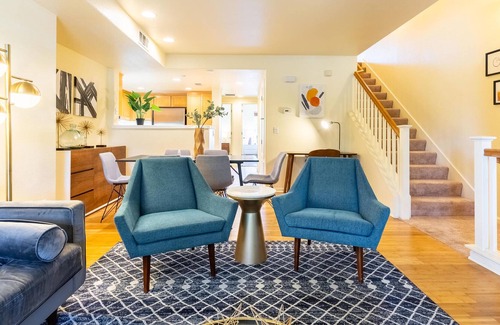 Willow Glen House | Pet-Friendly 3BR Townhouse in San Jose w/ Parking