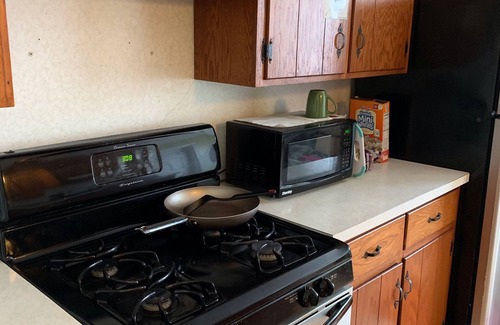 Alliance House | Pet Friendly 4 bedroom home in Alliance!