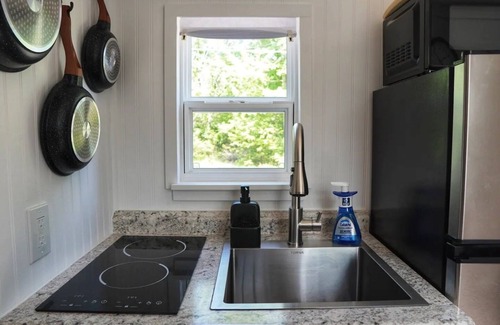 Chillicothe Cabin | Pet Friendly, 45 min from Hocking Hills, Firepit