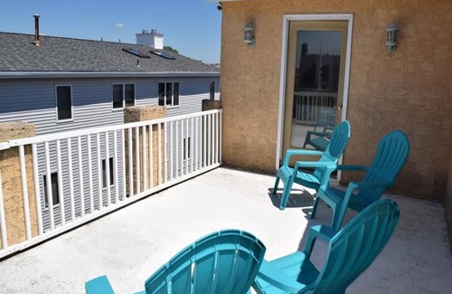 Townsend's Inlet Condo | Pet Friendly 5 Bedroom Home in Sea Isle City