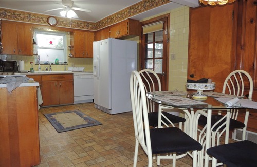 Northwest Akron House | Pet Friendly - 6 mi from National Park, Blossom Music