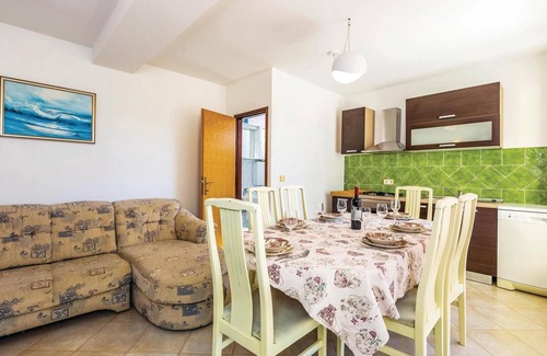 Supetarska Draga Apartment | Pet friendly apartment
