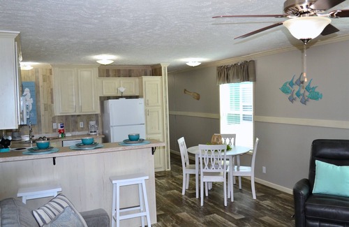 Navarre Cottage | Pet friendly, affordable vacation rentals