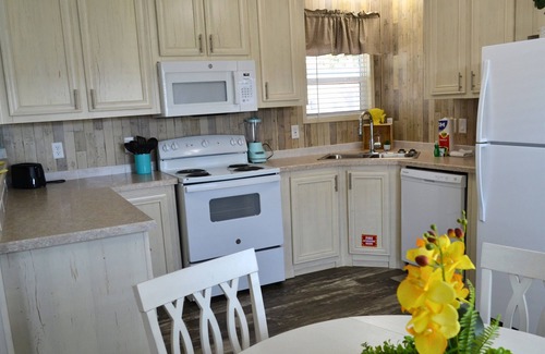 Navarre Cottage | Pet friendly, affordable vacation rentals
