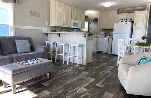 Navarre Cottage | Pet friendly, affordable vacation rentals
