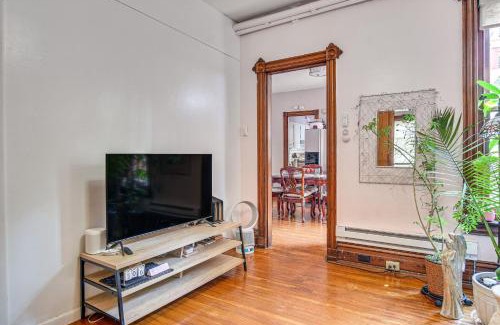 Allentown Apartment | Pet-Friendly Allentown Apt Near Hamilton District!