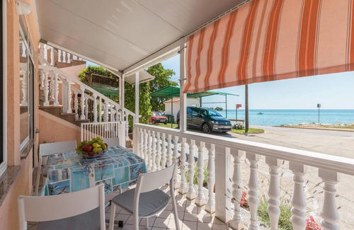 Zambratija Apartment | Pet friendly apartment in Zambratija