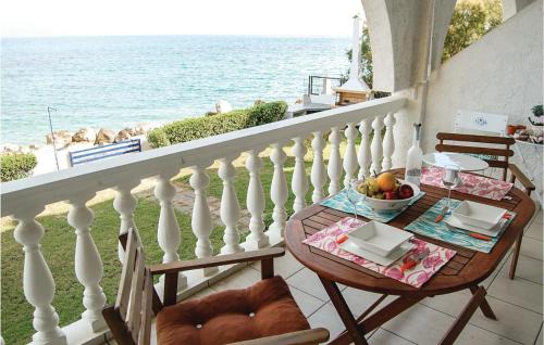 Melissi House | Pet Friendly Apartment In Melissi With Wifi