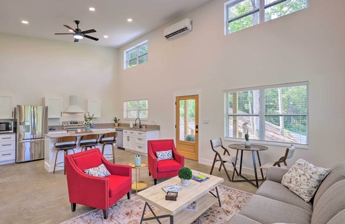 Woodfin House | Pet-Friendly Asheville Retreat w/Hot Tub