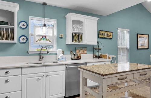 Seagrove Beach House | Pet Friendly Beach Home; 2 Minutes to Beach & Eastern Lake