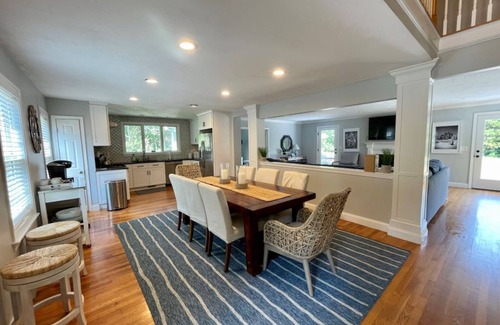 North Chatham House | Pet friendly! Beautiful decor and great outdoor entertaining space for the whole family.