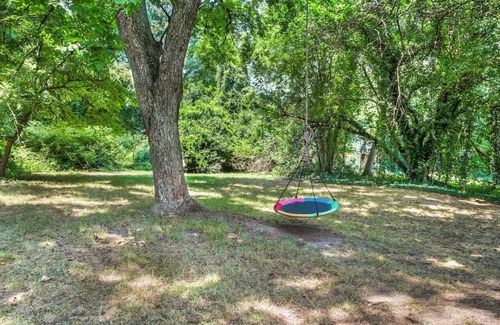 East Raleigh House | Pet Friendly|Beautiful Neighborhood|DT Raleigh