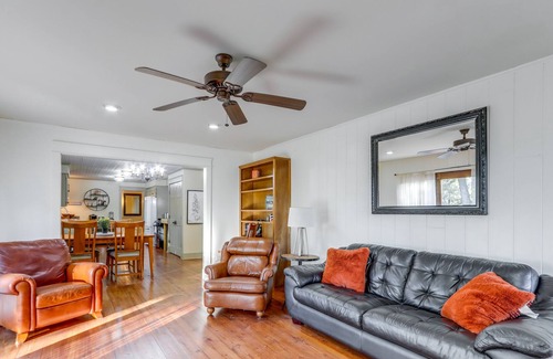 Benton County House | Pet-Friendly Bentonville Retreat w/ Peaceful Deck!