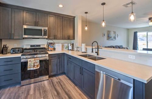 Bullhead City Cottage | Pet-friendly Bullhead City Abode w/Game Room