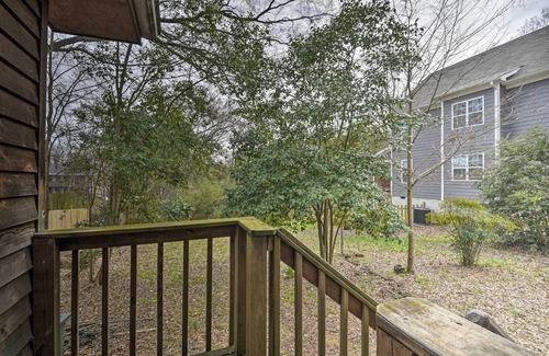Carrboro Cottage | Pet-Friendly Carrboro Cottage < 1 Mi to Carr Mall