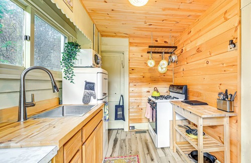 Grand Gorge Cottage | Pet-Friendly Catskills Retreat: Fire Pit & Deck!
