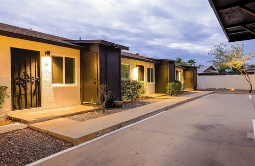 Paradise Valley Village Apartment | Pet Friendly & Chic Design w/Private Yard