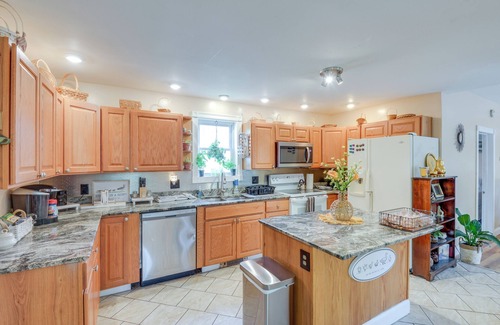 Claremont House | Pet-Friendly Claremont Vacation Rental!