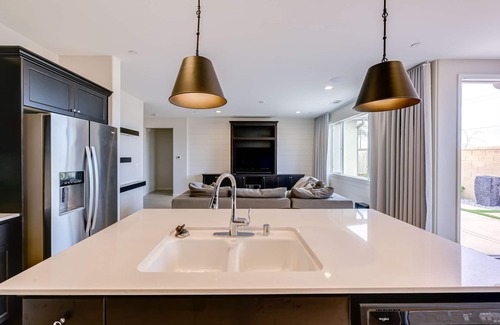 Clovis Cottage | Pet-friendly Clovis Home - Near Mall & Waterpark!