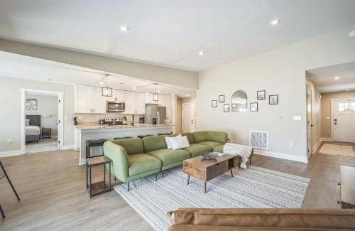 Williamsburg House | Pet-Friendly Condo in Traverse City