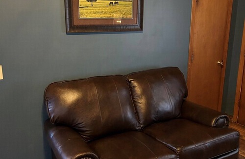 Springmaid Mountain Cottage | Pet Friendly Cottage in Spruce Pine NC