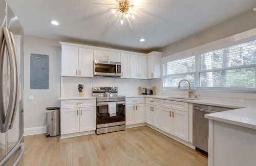 Belvedere Park House | Pet-Friendly Decatur Home ~ 8 Mi to Downtown ATL!