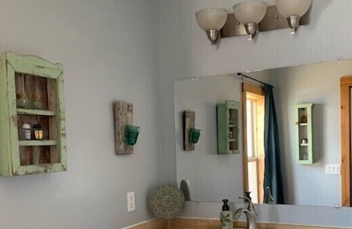 Marysville House | Pet-friendly Entire House in Marysville