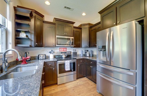Franklin House | Pet-Friendly Franklin Home Hikes, Mines and More!