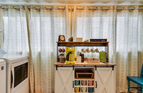 Frazier Park House | Pet-Friendly Frazier Park Home w/ Game Room!