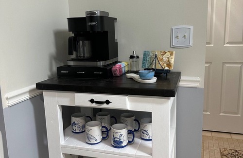 Vaught Condo | PET FRIENDLY-GREAT LOCATION! MINUTES TO BEACH AND GOLF COURSE.