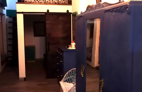 Granada Cottage | Pet-Friendly Holiday Home Casa Encarnacion with Mountain View, Pool & Wi-Fi