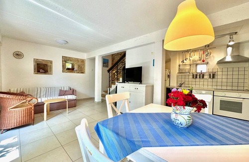 Brzac House | Pet-Friendly Holiday Home Lara with Pool and Sea view - excellent choice for a relaxing family getaway