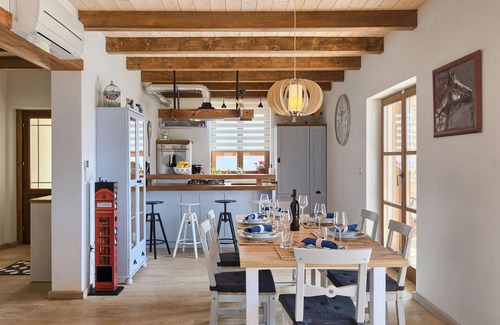 Jursici House | Pet friendly home in Svetvincenat