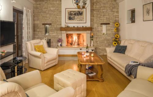 Melnica House | Pet Friendly Home In Barban With Sauna