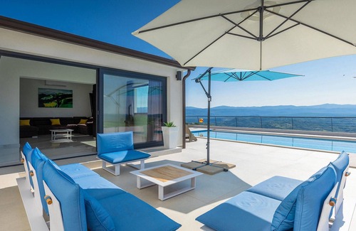 Vrh House | Pet friendly home in Buzet