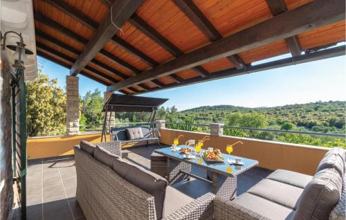 Cara House | Pet Friendly Home In Cara