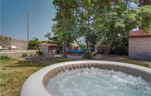 Mali Losinj House | Pet Friendly Home In Osor