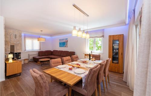 Privlaka House | Pet Friendly Home In Privlaka