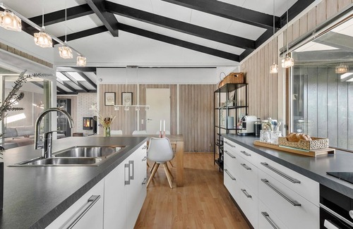 Holloselund House | Pet friendly home in Vejby with WiFi