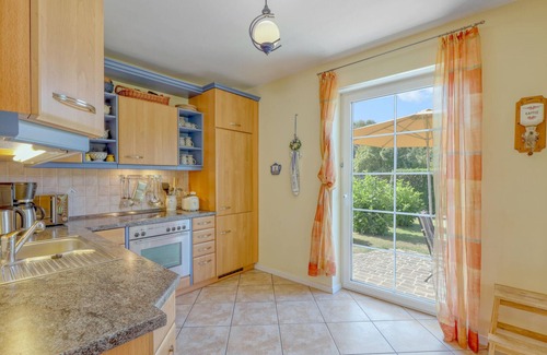 Warthe House | Pet friendly home in Warthe with WiFi