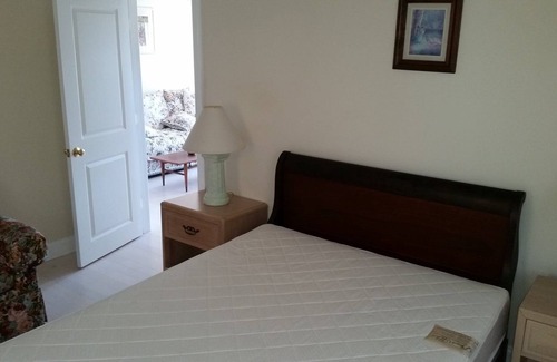 West Hyannisport Cottage | Pet Friendly Home Mid Cape Across From Beach